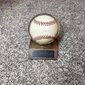 Ken Griffey Jr Autograph Ball With Display